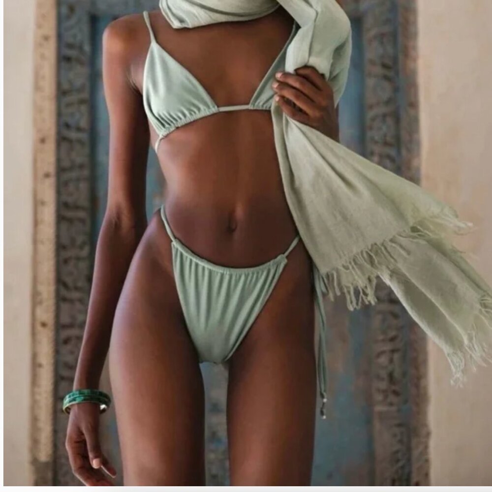 Belle the label Palmera pearl ruched bikini bottoms